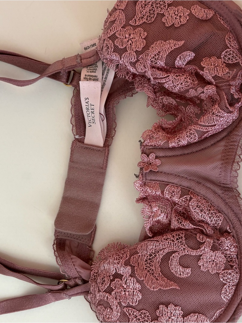Victoria's Secret Mauve Floral Lace Underwire Bra
